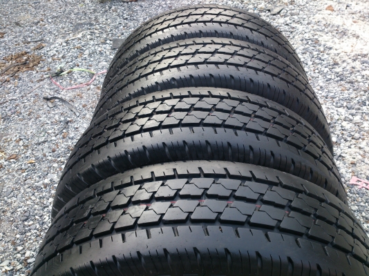 ขายแม็ก NISSAN. BIG-M พร้อมยาง บริสโตร์195R14 ยางปี11 จำนวน 1 ชุด ขายแม็ก NISSAN. BIG-M พร้อมยาง บริสโตร์195R14 ยางปี11 จำนวน 1 ชุด