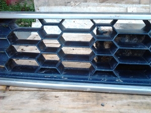 ขายหน้ากากรถมิตซูมิชิ โคลล์ f  ตามภาพ หรือไปดัดแปลงใส่รุ่นอื่นก็ได้มาขอดูได้ 500.-บาท ติดต่อ คุณประยูร โทร 0800888764