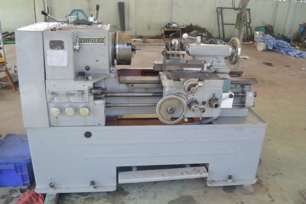 ขายเครื่องกลึง ญี่ปุ่น 4ฟุต ไช้ไฟบ้านได้