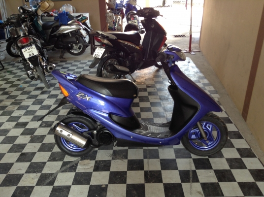 ขาย!!!ฮอนด้าZX สต๊าทมือและเท้า ปีที่ซื้อ54 รถเครื่องดีคับ สีสวย