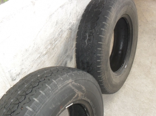 ยาง BRIDGESTONE 185R14 สวยๆ 1 คู่ ราคา 950 บาท ยาง BRIDGESTONE 185R14 สวยๆ 1 คู่ ราคา 950 บาท