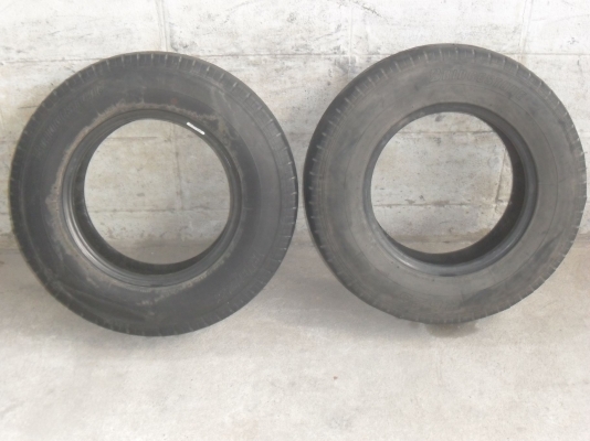 ยาง BRIDGESTONE 185R14 สวยๆ 1 คู่ ราคา 950 บาท