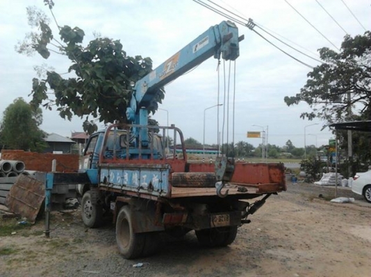 ขา่ยเครนแถมรถ