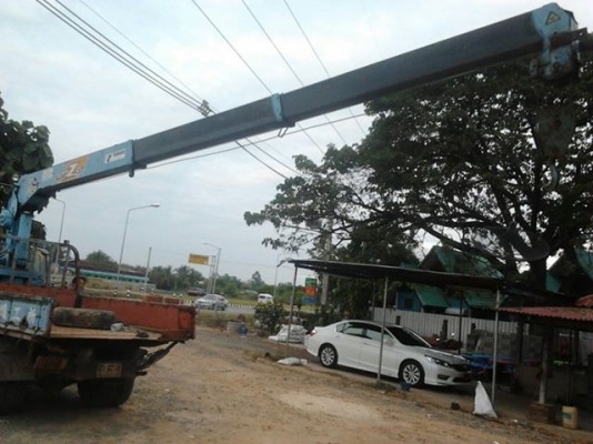 ขา่ยเครนแถมรถ