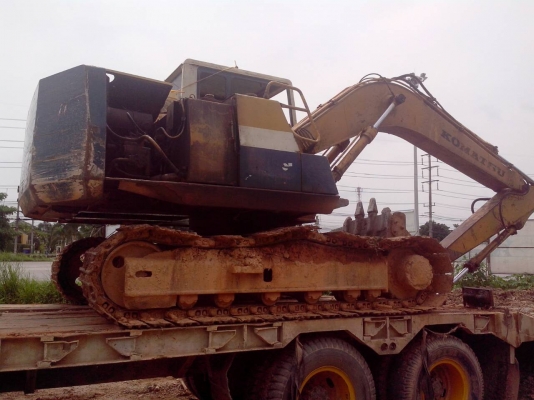 ขายแม็กโครKoMATSU PC 100-5สถาพเต็มขายตามสถาพ