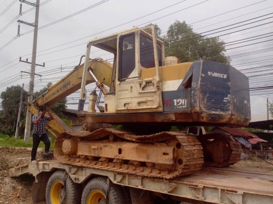 ขายแม็กโครKoMATSU PC 100-5สถาพเต็มขายตามสถาพ
