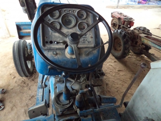 ขาย395000บาท รถไถฟอร์ด6610สภาพสวยเดิมๆทั้งคัน รถใช้งานมาน้อยคับ