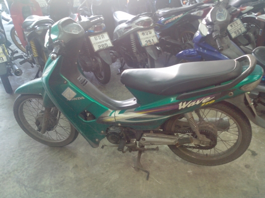 ขายเวฟ100สภาพดีตามรูปเครื่องดีมีชุดโอนทะเบียนแจ้งระงับราคา 9500