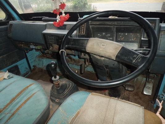 ขาย195000บาท รถ6ล้อNKRเครื่อง110แรงม้า ราคาถูกๆสภาพดีพร้อมใช้(ไม่มีเล่ม)