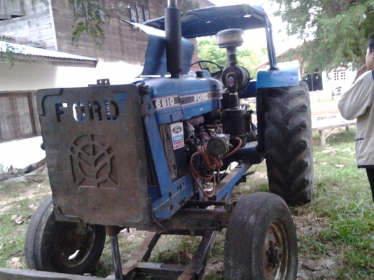 ขายแทรกเตอร์ฟอร์ด 6610  AT สวยๆแน่นครับ