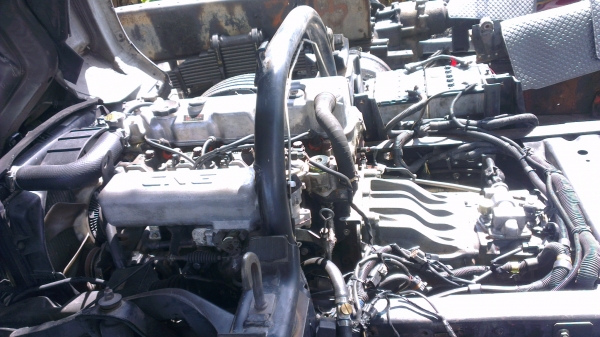 Canter รถหกล้อบรรทุกเล็ก ทะเบียนไม่ติดเวลา เครื่องGas นอกเดิม