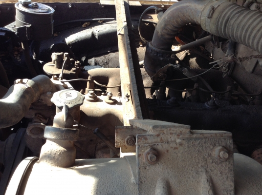 ขาย 10 ล้อหัวยาว 2 เพลาดั้ม สภาพพร้อมใช้งาน เครื่อง 6BF1 175 แรงม้า คัสซีสวยตลอดเส้น ช่วงล่างเดิม พวงมาลัยพาวเวอร์ สโลว์กลาง ยางเต็ม ทะเบียนพร้อมโอน