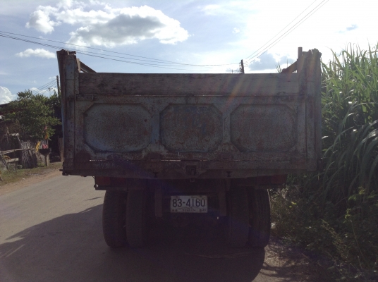 ขาย 10 ล้อหัวยาว 2 เพลาดั้ม สภาพพร้อมใช้งาน เครื่อง 6BF1 175 แรงม้า คัสซีสวยตลอดเส้น ช่วงล่างเดิม พวงมาลัยพาวเวอร์ สโลว์กลาง ยางเต็ม ทะเบียนพร้อมโอน