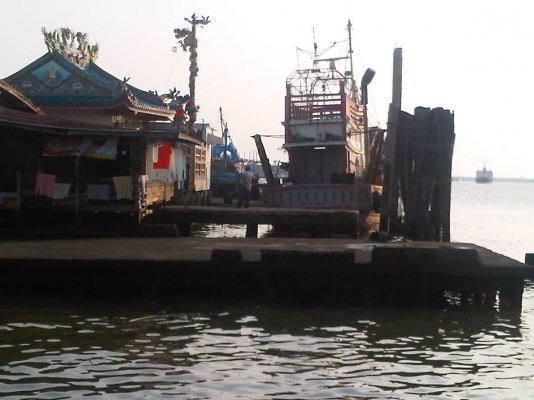 ขายเรือลากเดี่ยว