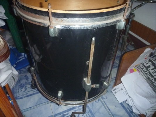 ขายกลอง pearl เก่าเก็บอุปกรณ์มีตามรูปนะครับ