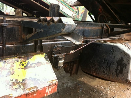 ขาย HINO 3 H เครื่องเดิม195แรงกระบะดั้ม2เพลาเดิมพร้อมใช้งาน