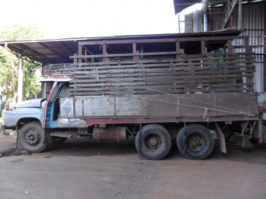 ขาย 10 ล้อ หัวยาว พวงมาลัยเพาเวอร์ เครื่องEH700 เพลาเดียว