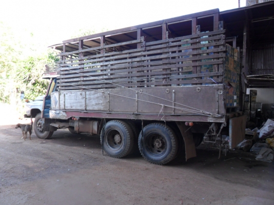 ขาย 10 ล้อ หัวยาว พวงมาลัยเพาเวอร์ เครื่องEH700 เพลาเดียว