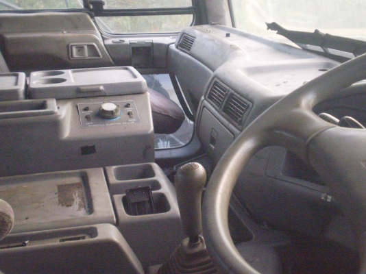 แชสซี HINO ZM 500 รถโม่ ใบอินวอย+ หัวเก๋ง HINO PROFIA     .