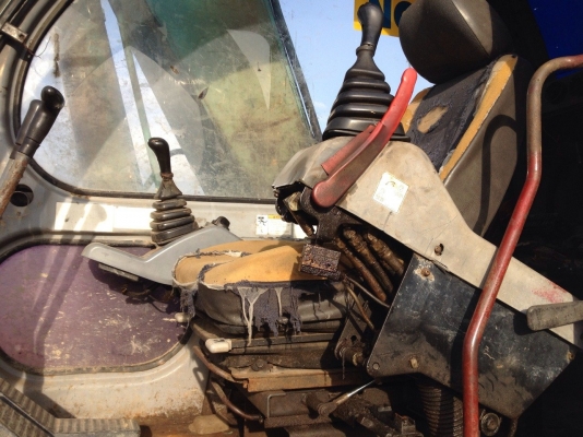 ขอประกาศขายอะไหล่ kobelco mark v จำนวนสองคันมีทั้งธรรมดาและซุปเปอร์ครับ จะทำการตัดวันพุธนี้ครับ