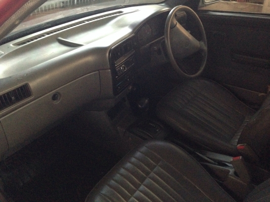 นิสสันNV 94 auto นิสสันNV 94 auto