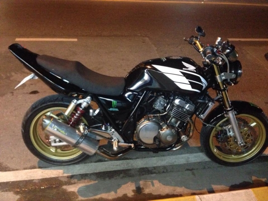ขายcb400 ปี 93 สำเนาทะเบียน 56000