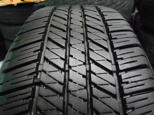 ขายยาง bridestone Dueler 265/65/17 ปลายปี 12 ดอกสวย ไม่มีปะ 1 ชุด/ใส่-ถ่วงฟรีค่ะ