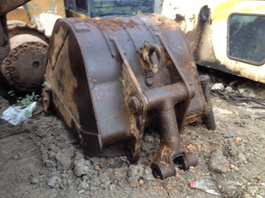 ขายด่วน บุ้งกี๋ pc 120 komatsu ขายด่วน บุ้งกี๋ pc 120 komatsu