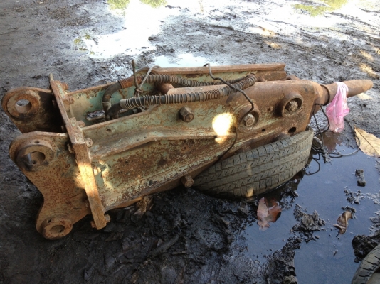 ขายด่วนหัวกระแทกรถ 120 ยี่ห้อ Furukawa