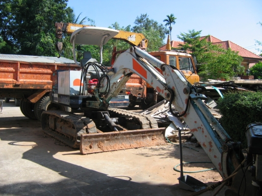 ขายรถแม็ดKUBUTA KA-040  300,000 บาท