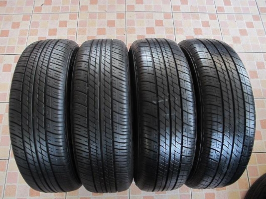 ขายยาง DUNLOP SP10----175-65-14----ปี11 ดอกงามๆ (1ชุด)