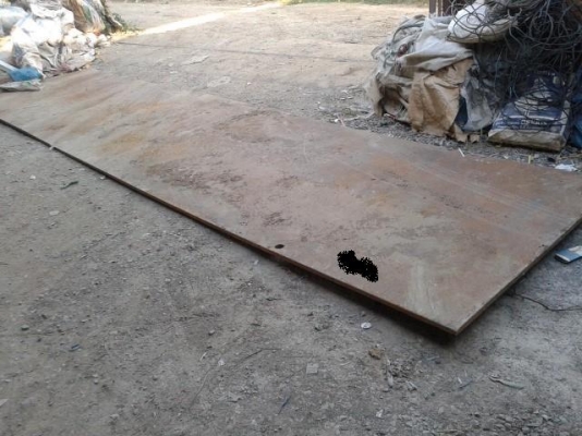 เหล็กแผ่นยาวใหญ่ กก.ละ 18 บาท ยาว7ม.*กว้าง1.5ม.*หนา2.2ช.ม.