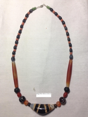 ขายสร้อยลูกกำปัดหินแท้  รัตนโกสินทร์