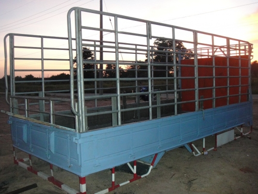 ขายกระบะคาร์โก้ คอกแป๊ป ของ ISUZU NPR ยาว 5 เมตร.