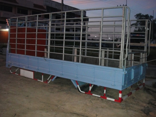 ขายกระบะคาร์โก้ คอกแป๊ป ของ ISUZU NPR ยาว 5 เมตร.