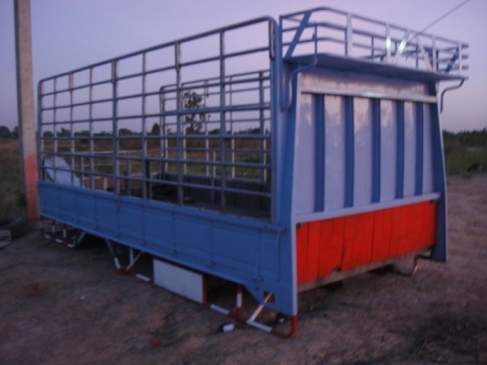 ขายกระบะคาร์โก้ คอกแป๊ป ของ ISUZU NPR ยาว 5 เมตร.