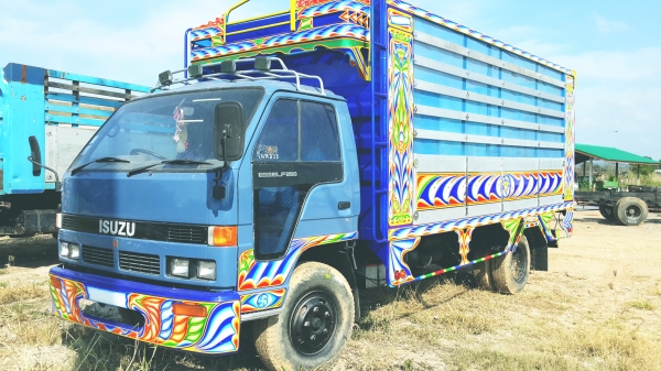 npr   115ดั้มมิเนียม.     กระบะทำใหม่รับประกันงานให้  พิเศษลด  530000