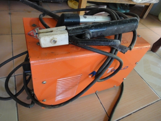 เครื่องเชื่อมไฟฟ้า 250A. เครื่องเชื่อมไฟฟ้า 250A.