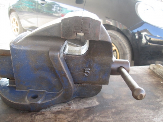 ปากกา ERON 125m.m. ปากกา ERON 125m.m.