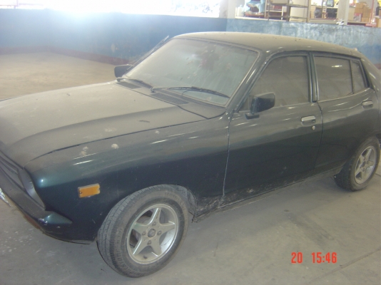 ขายดัสสันเก๋งปี1977 ขายตามสภาพ 0864457033 0882862954