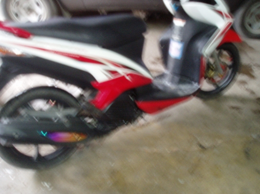 ขายมีโอ125ปี53 ล้อแม็กครับต้องการใช้เงิน