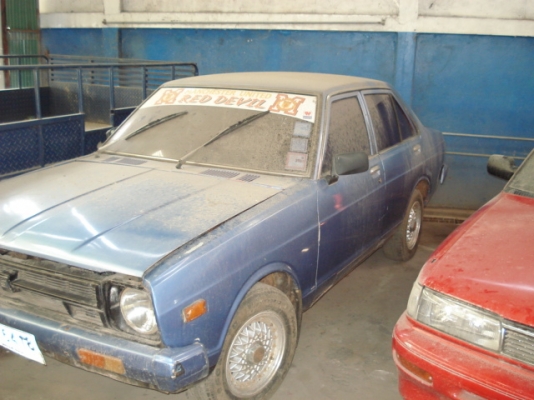 ขายเก๋งดัสสันปี1979 สวยถูกตามสภาพ 0864457033 0882862954