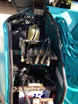 ขายรถแม็คโคร KOBELCO 50UR -2 ขายรถแม็คโคร KOBELCO 50UR -2