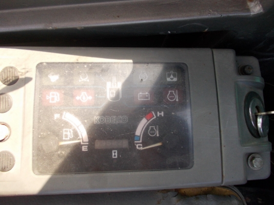 ขายรถแม็คโคร KOBELCO 50UR -2 ขายรถแม็คโคร KOBELCO 50UR -2