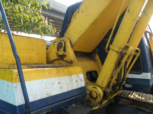 Kobelco SK200_Mark_3 SN:17xxx  เก่านอก เอกสารเล่ม ไฟฟ้าครบ ใบ 60\%