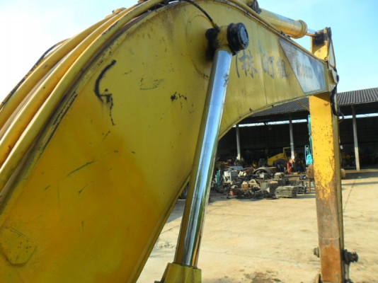 Kobelco SK200_Mark_3 SN:17xxx  เก่านอก เอกสารเล่ม ไฟฟ้าครบ ใบ 60\%