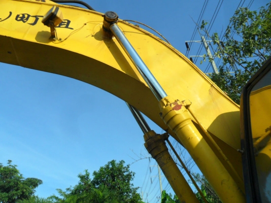 Kobelco SK200_Mark_3 SN:17xxx  เก่านอก เอกสารเล่ม ไฟฟ้าครบ ใบ 60\%