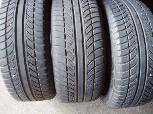 ขายยาง195 50 15 มี3เส้นครับเส้นละ700บาท