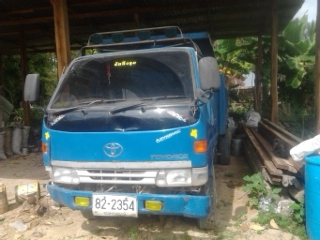 ขายดั้ม