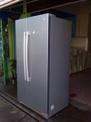 **** ตู้เย็น 2 ประตู เบอร์5  ขายถูก ****